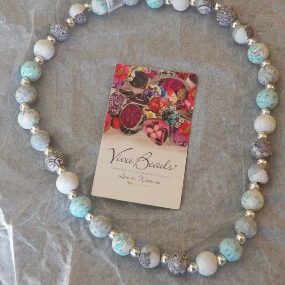 Viva Beads Jewelry - Viva Beads 18 Stretch Necklace